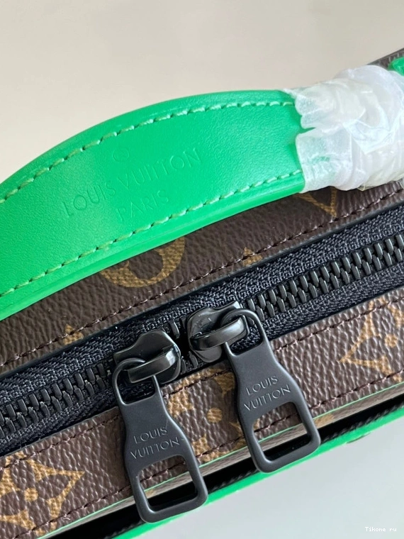 Cheap LOUIS VUITTON SOFT HANDLE TRUNK 0711
